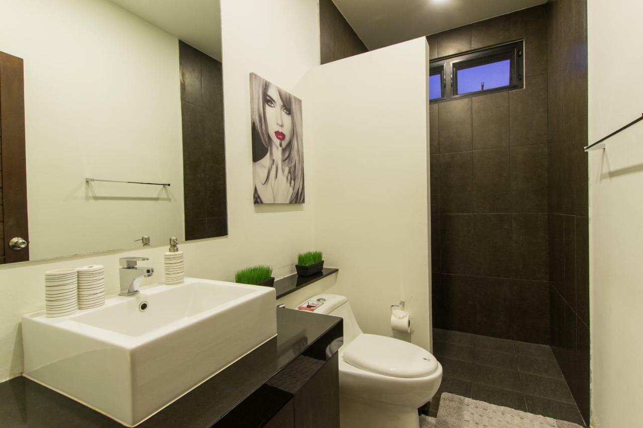 West Facing 3Br Boutique Pool Villa By Intira Villas Rawai Buitenkant foto